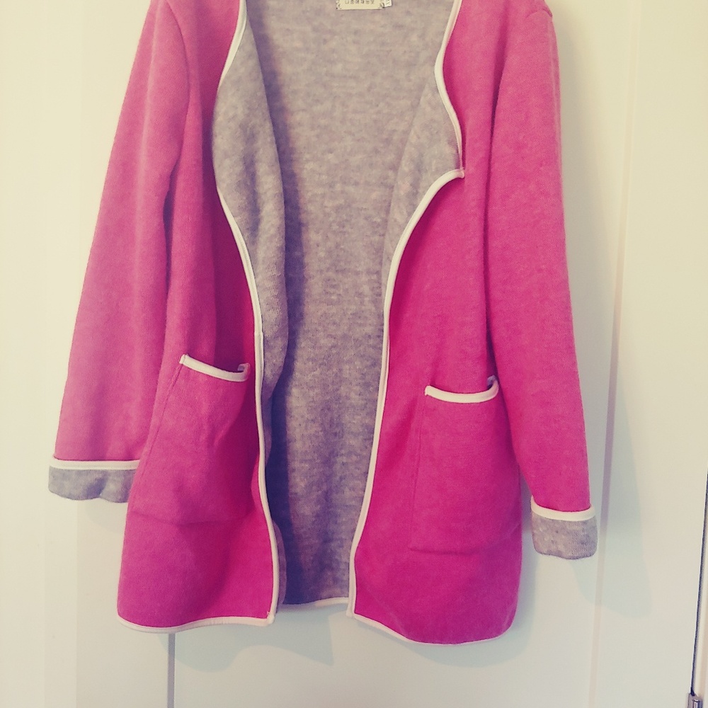 Acrylic Cashmere Softest Bright Pink Grey Sweater